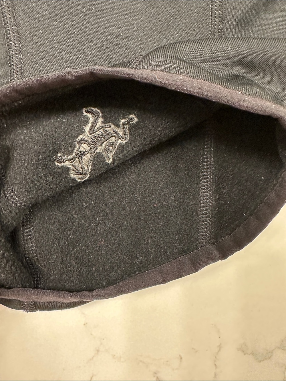 Arc'teryx Black Performance Balaclava Hood -S/M - Picture 4 of 7